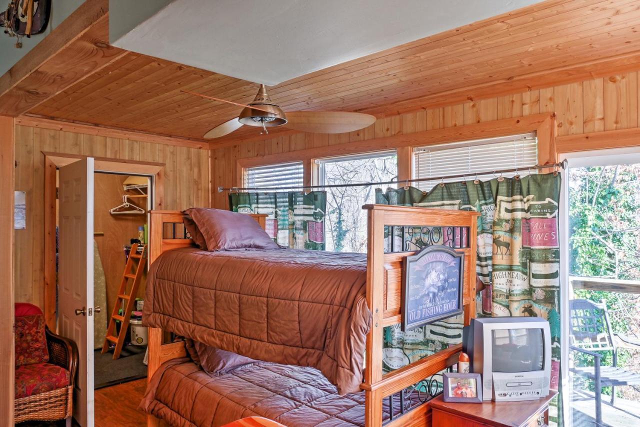 Paradise Cove Cabin With Boathouse And Dock Guntersville Exterior foto